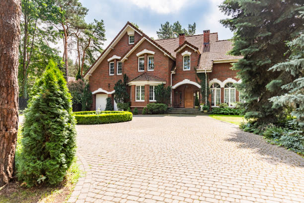 Best Driveway Pavers Near Me  in Senatobia, MS